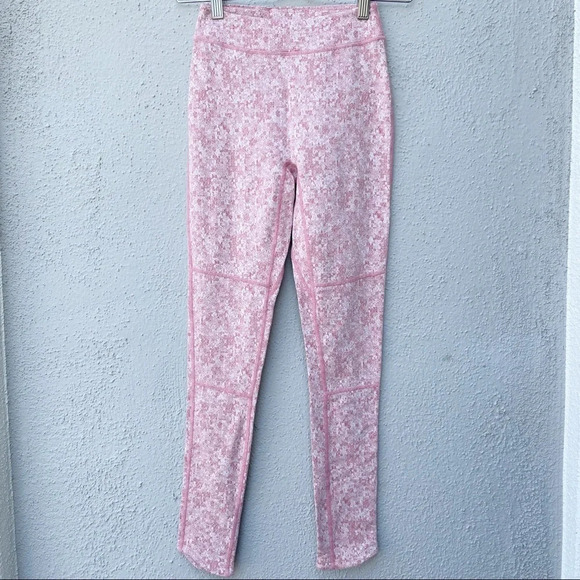 GYMSHARK Womens Compression Fit Fleur Texture Leggings Sz XS Dusky Pink Marl - Picture 1 of 6
